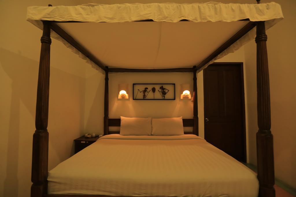Putri Bali Villa Seminyak  Luaran gambar