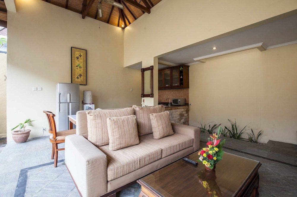 Putri Bali Villa Seminyak  Luaran gambar
